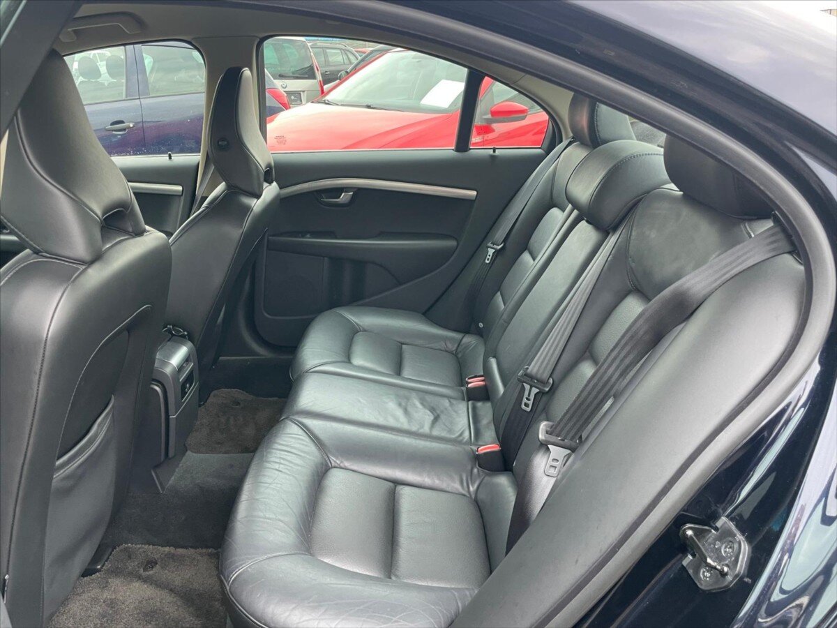 Volvo S80 Sedan / Limuzína 2,4 l 120 kw