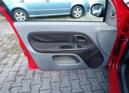 Renault Thalia Sedan / Limuzína 1,1 l 55 kw