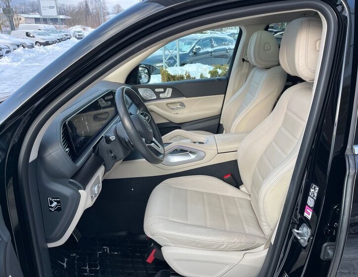 Mercedes-Benz GLS 13