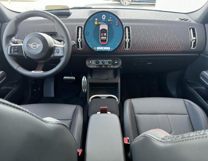 Mini Countryman 8