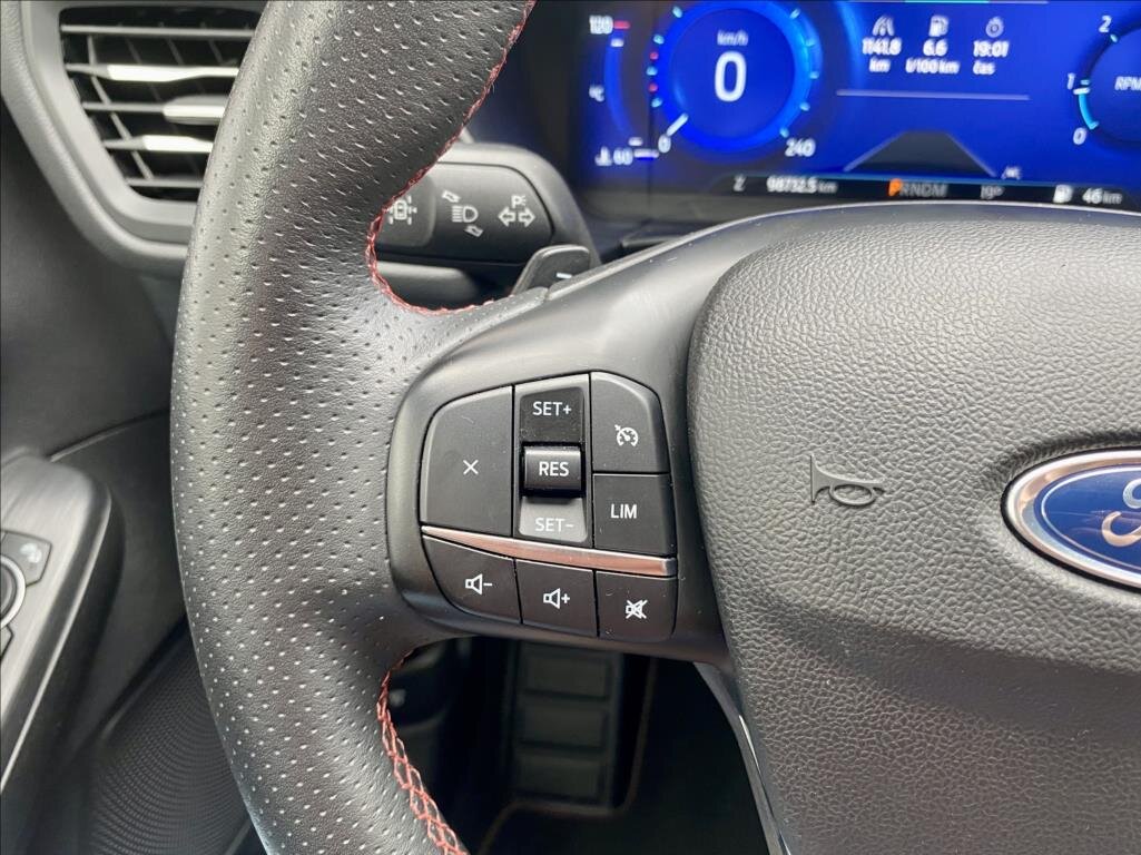 Ford Kuga SUV 2,0 l 110 kw