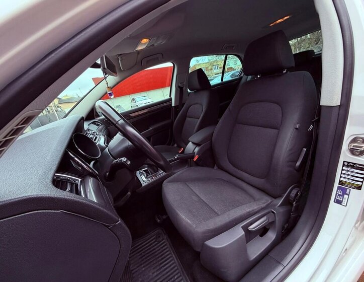 Škoda Superb Sedan 2,0 l 103 kw