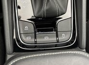 Škoda Karoq SUV / Terénní 1,5 l 110 kw