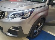 Peugeot 3008 SUV 1,2 l 96 kw