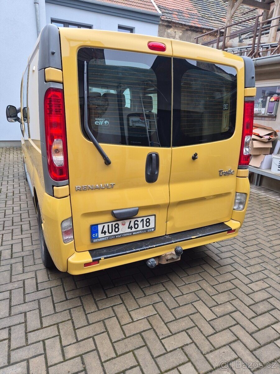 Renault Trafic VAN-Minibus 0,0 107 kw