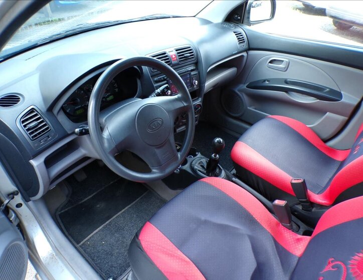 KIA Picanto Kombi 1,1 l 48 kw