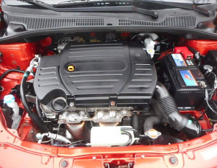 Suzuki SX4 Hatchback 1,6 l 88 kw