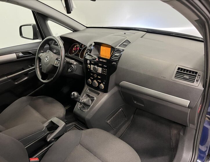 Opel Zafira 15