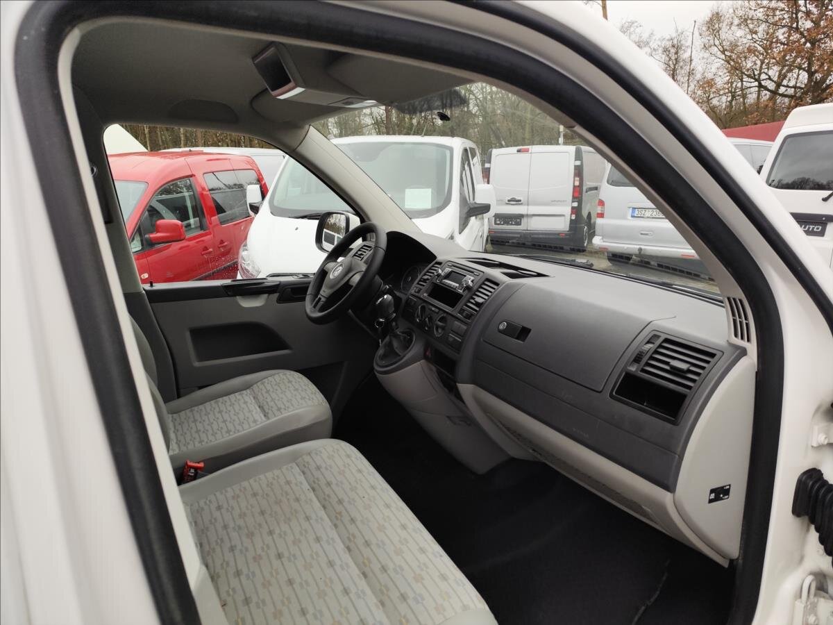 Volkswagen Transporter VAN-Minibus 2,0 l 84 kw