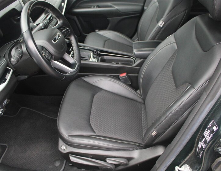 Jeep Compass SUV / Terénní 1,3 l 110 kw