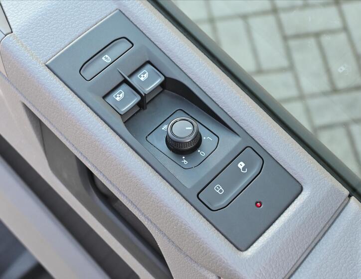 Volkswagen Transporter 22