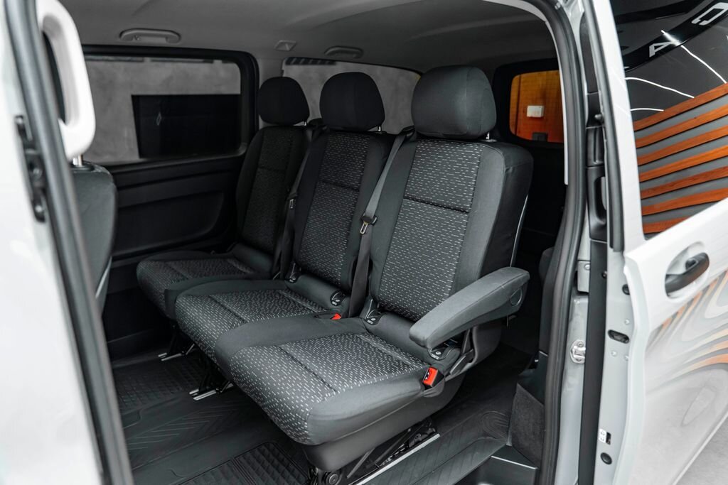 Mercedes-Benz Vito VAN / Minibus 2,0 l 174 kw