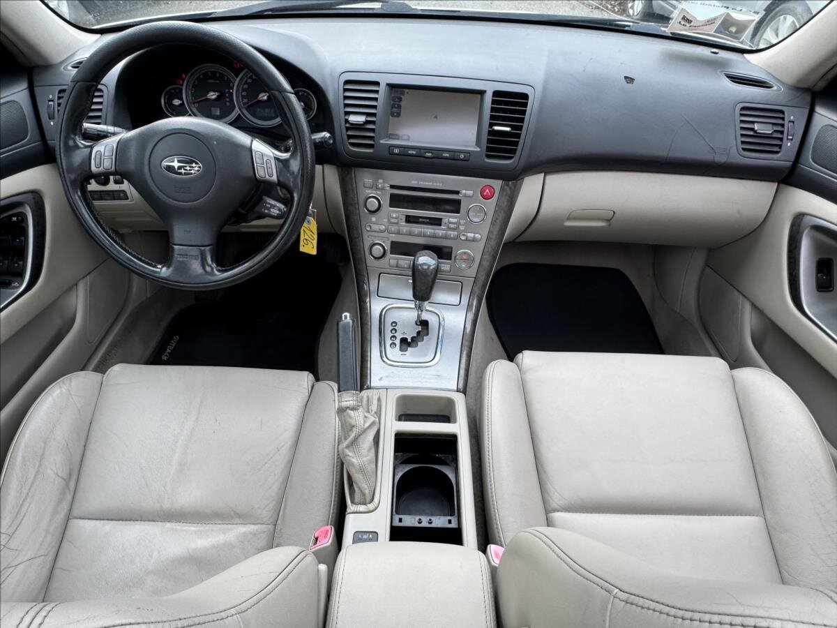 Subaru Legacy Kombi 3,0 l 180 kw