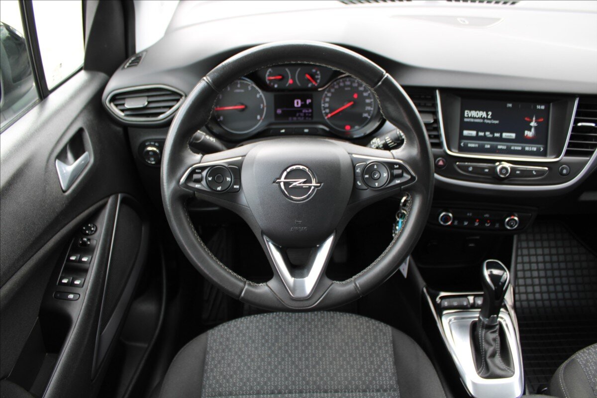 Opel Crossland SUV / Terénní 1,2 l 96 kw