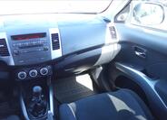Mitsubishi Outlander 22