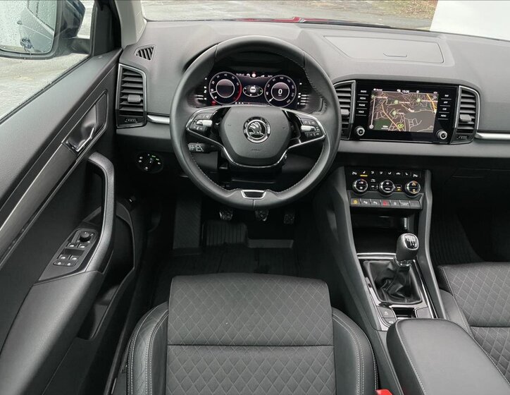 Škoda Karoq SUV 1,5 l 110 kw