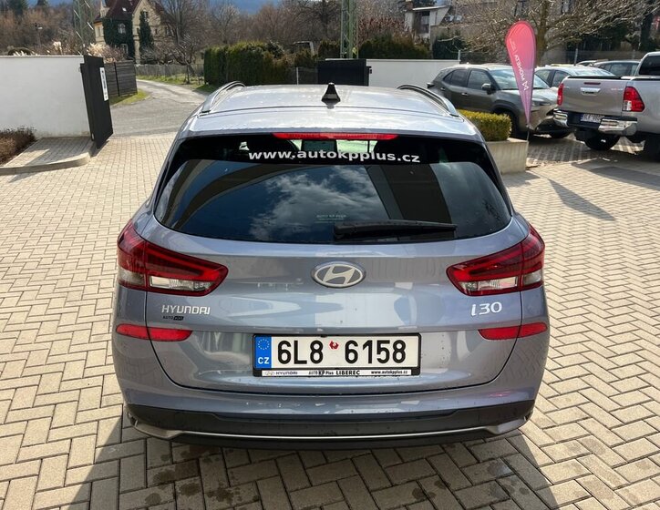 Hyundai i30 Kombi 998,0 73 kw