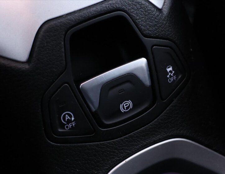 Jeep Renegade SUV 2,0 l 510 kw