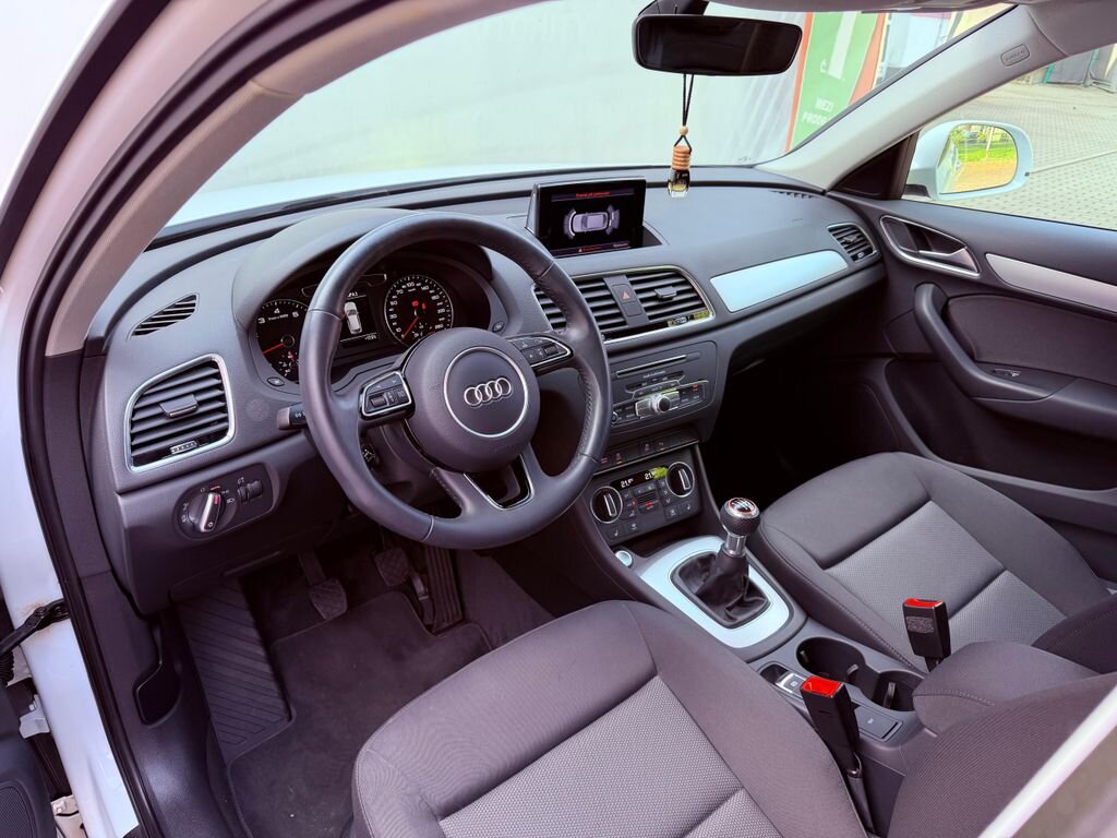 Audi Q3 SUV / Terénní 1,4 l 110 kw