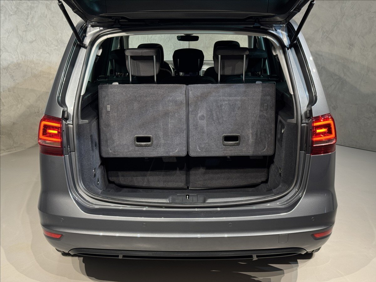 Volkswagen Sharan MPV 2,0 l 110 kw