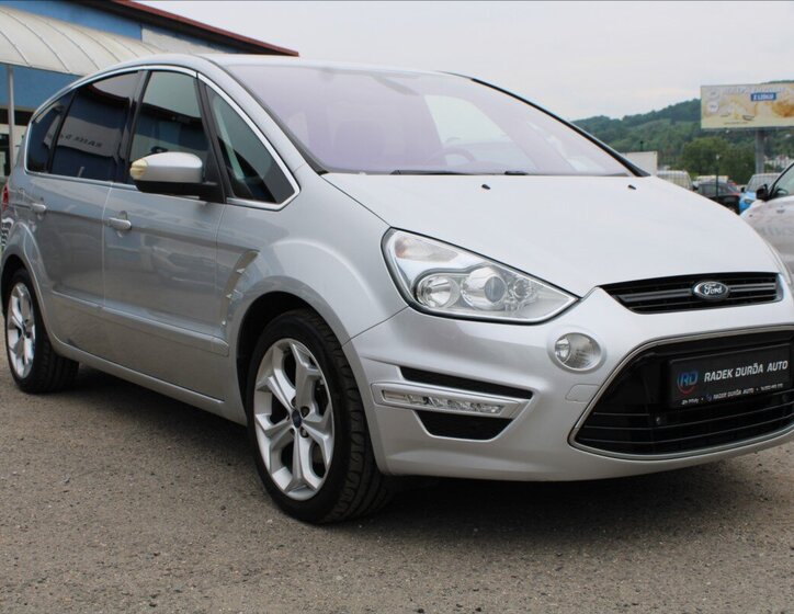 Ford S-MAX MPV 2,0 l 120 kw