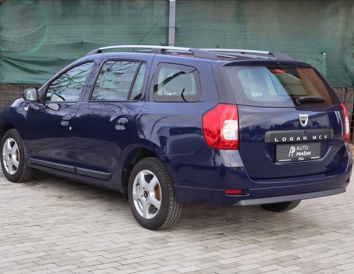 Dacia Logan 4
