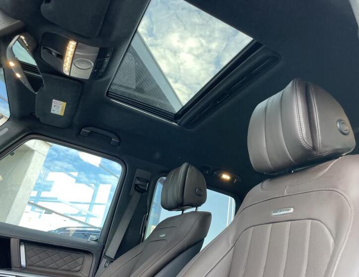 Mercedes-Benz Třídy G 10