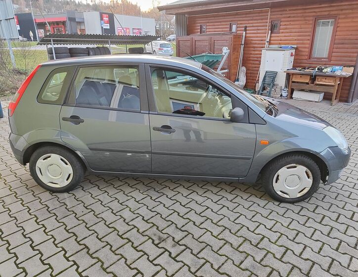 Ford Fiesta 9