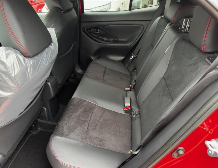 Toyota Yaris Cross 6