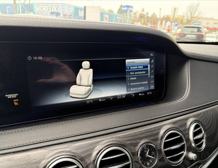 Mercedes-Benz Třídy S Sedan / Limuzína 4,0 l 345 kw