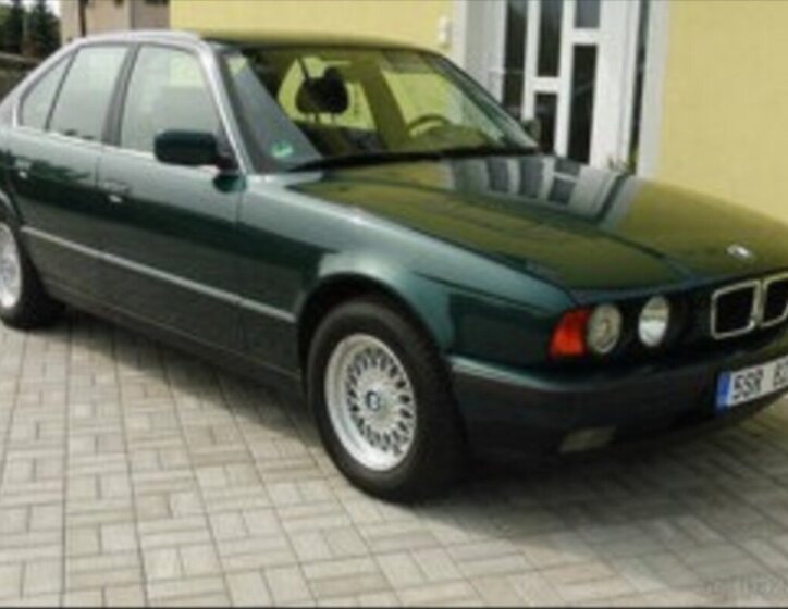 BMW Řada 5 Sedan / Limuzína 2,5 l 125 kw