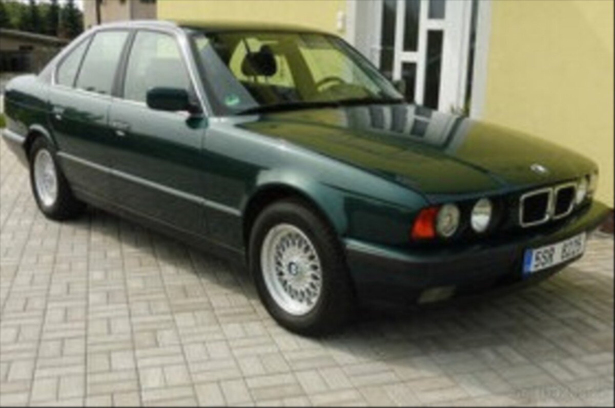 BMW Řada 5 Sedan / Limuzína 2,5 l 125 kw