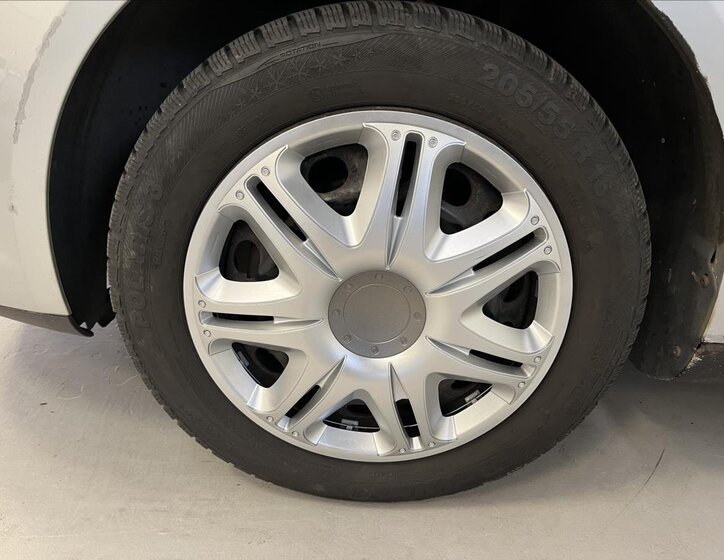 Volkswagen Touran 26