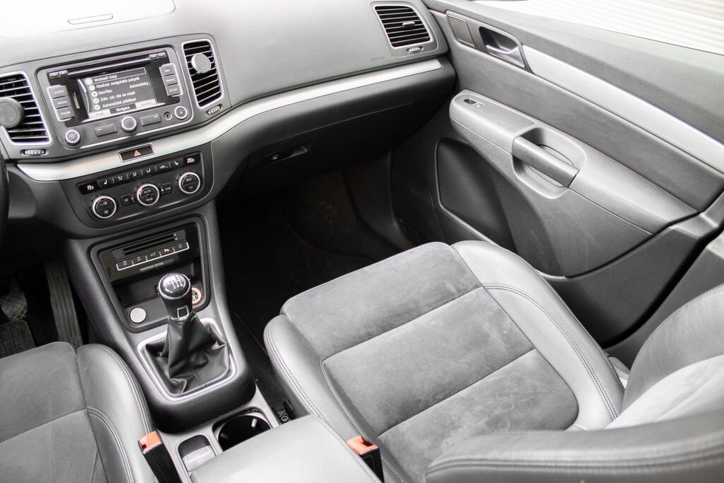 Volkswagen Sharan MPV 2,0 l 103 kw