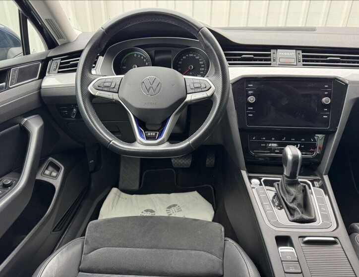 Volkswagen Passat Kombi 1,4 l 0