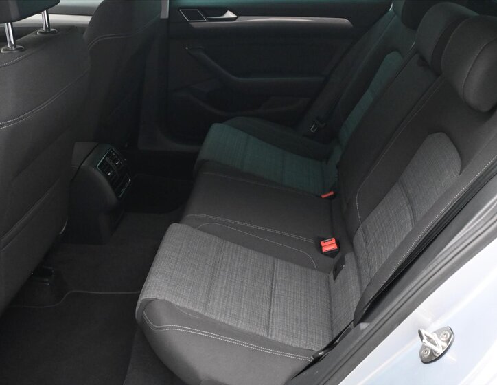 Volkswagen Passat Kombi 2,0 l 110 kw