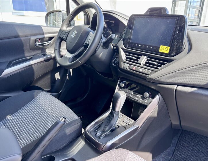 Suzuki S-Cross SUV / Terénní 1,4 l 81 kw