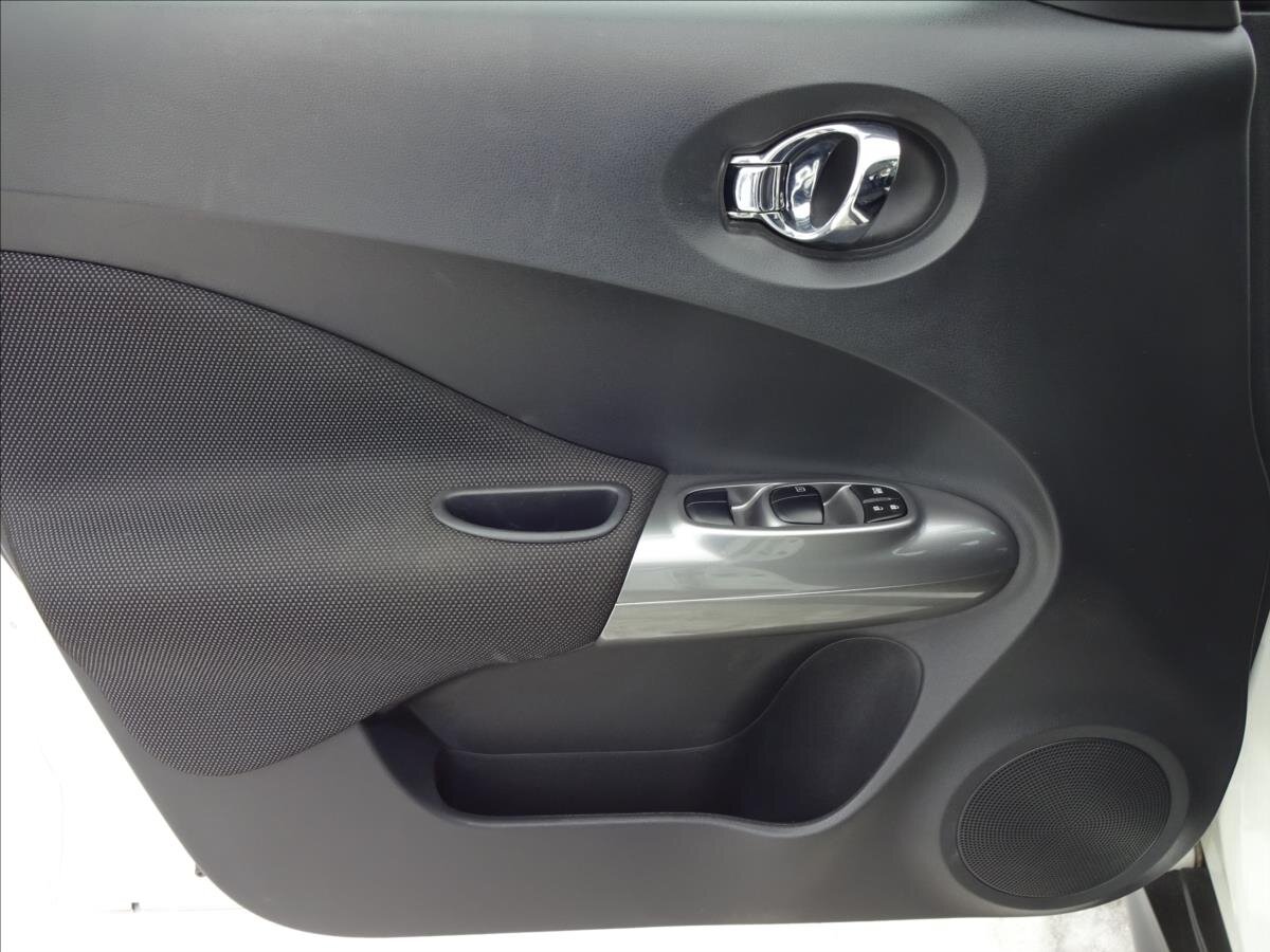 Nissan Juke Hatchback 1,6 l 86 kw