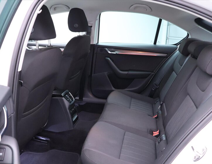 Škoda Octavia Liftback 1,5 l 110 kw