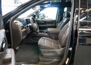 Chevrolet Suburban SUV / Terénní 6,2 l 313 kw