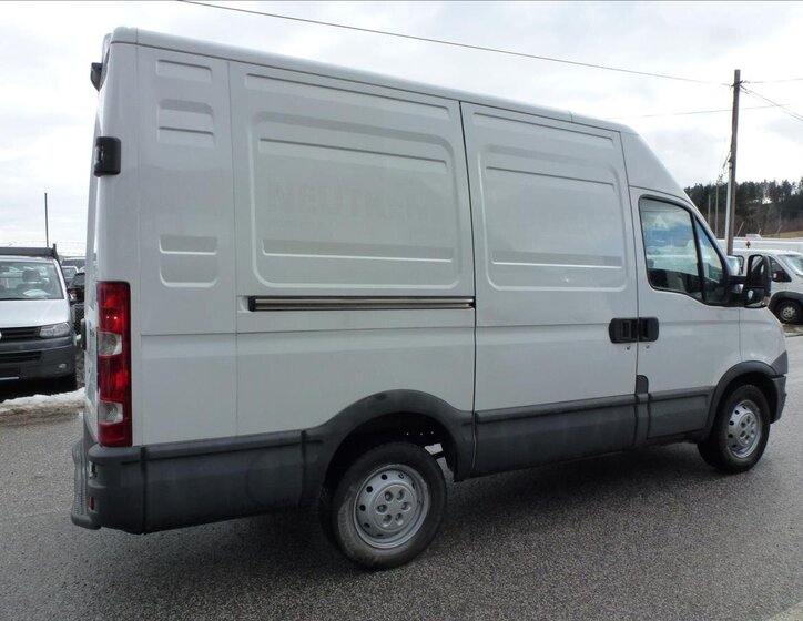 Iveco Daily Ostatní 2,3 l 93 kw