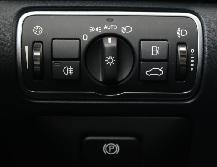 Volvo V60 Kombi 2,0 l 110 kw