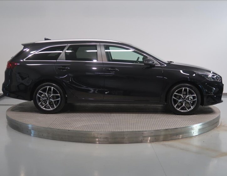 KIA Ceed Kombi 1,5 l 103 kw