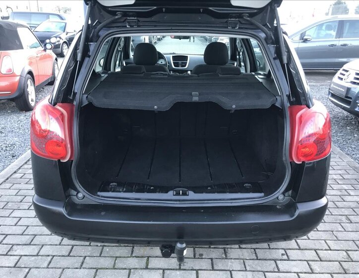 Peugeot 207 Hatchback 1,6 l 88 kw