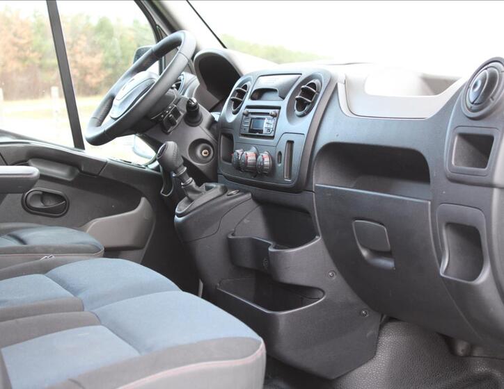Renault Master 26