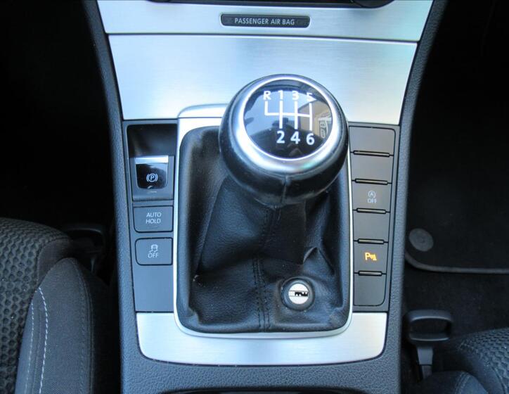 Volkswagen Passat 11