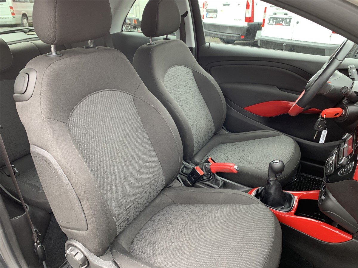 Opel Adam Hatchback 1,4 l 64 kw