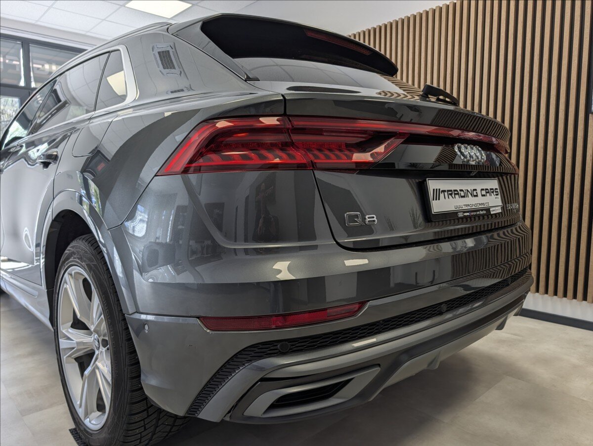 Audi Q8 Hatchback 3,0 l 250 kw