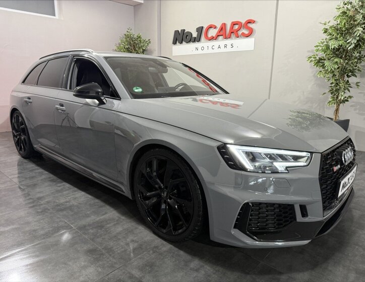 Audi RS 4 Kombi 2,9 l 331 kw