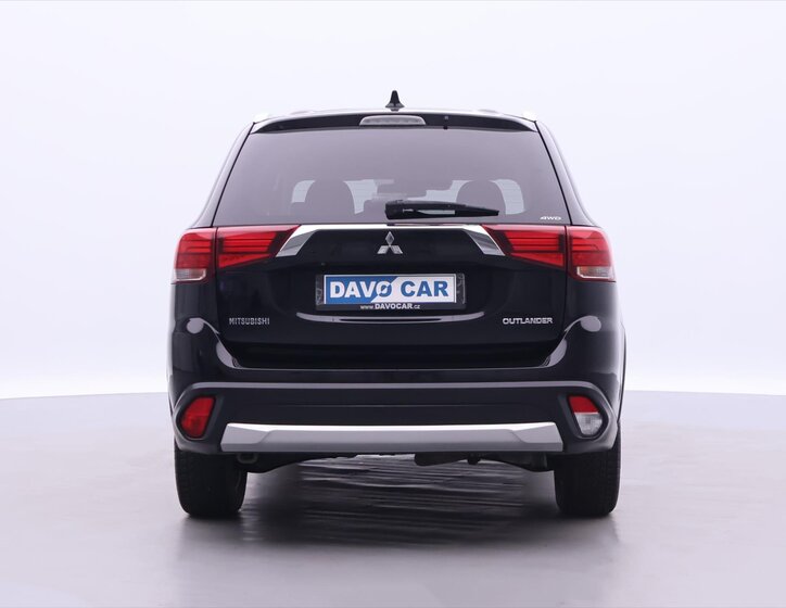 Mitsubishi Outlander 6
